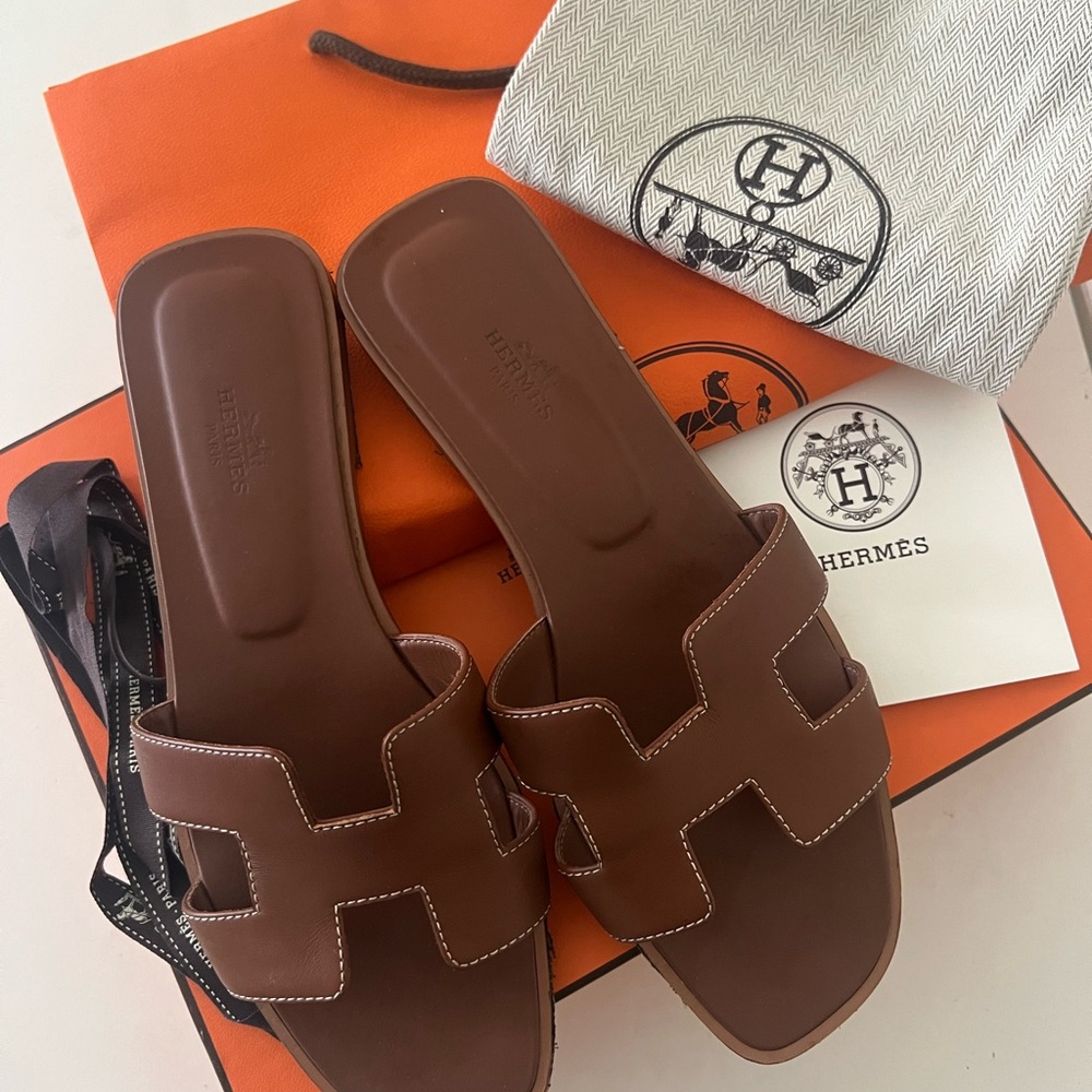 Hermès Oran Brown Sandals
